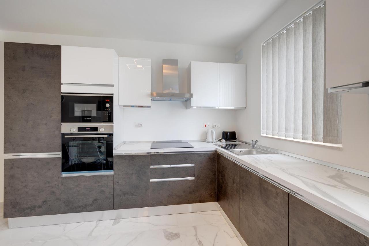 Stylish 2Br Apartment In Central St Julians San Ġiljan Extérieur photo