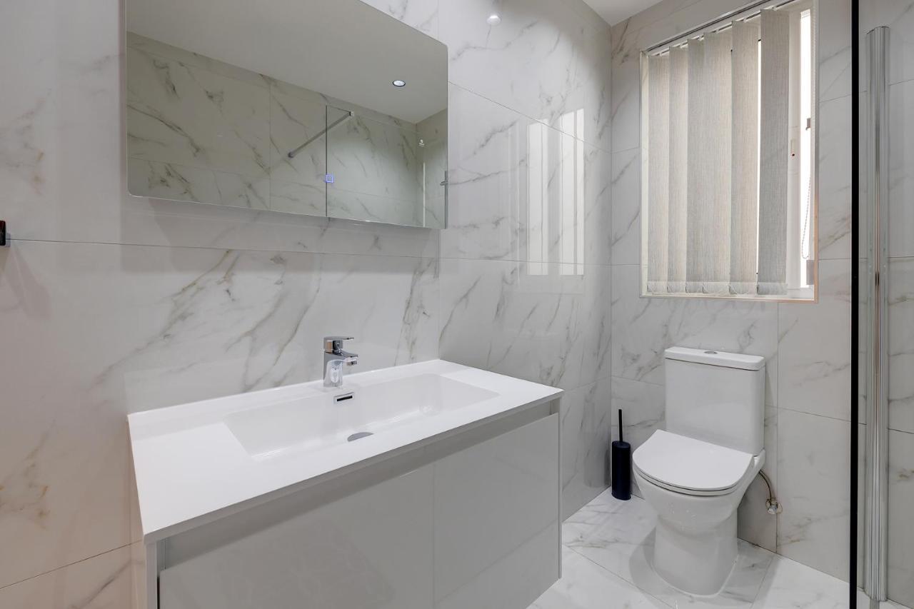 Stylish 2Br Apartment In Central St Julians San Ġiljan Extérieur photo